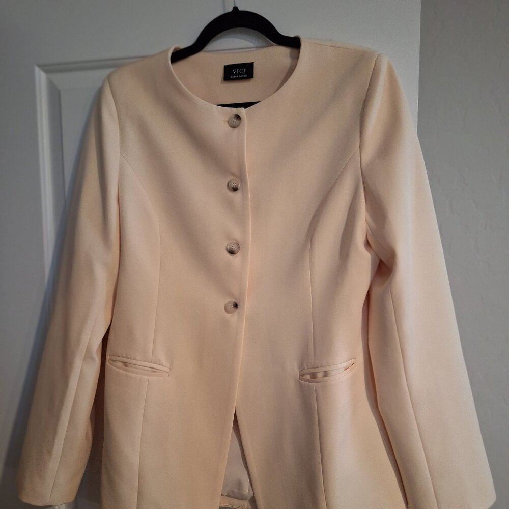Vici Cream Blazer